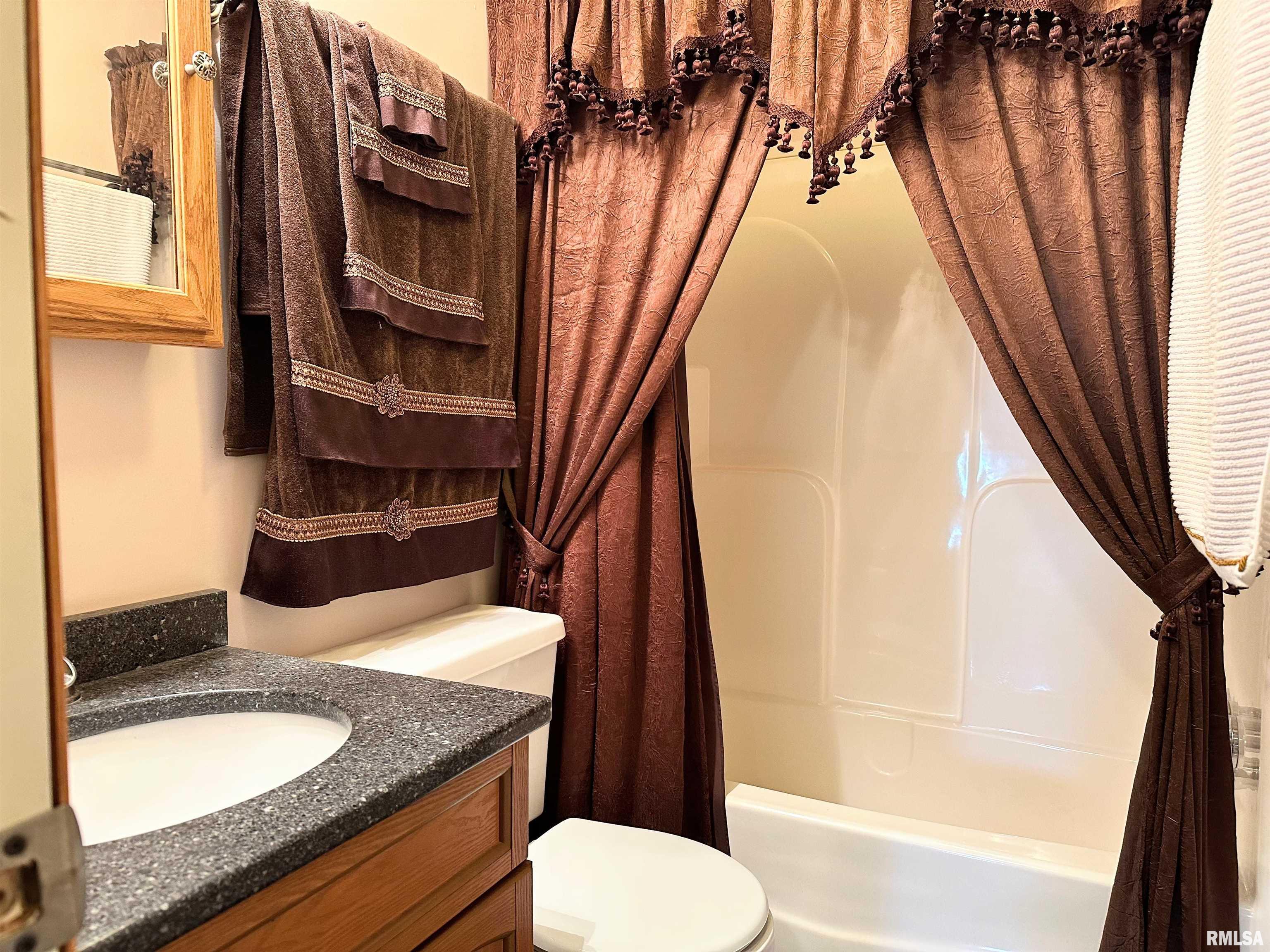 14958 Sulphur Springs Road Creal Springs, IL 62922 - Photo 13 of 54 Gallery Image 13