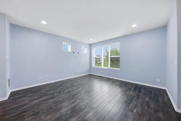 $439,900 | 4158 Irving Road, Aurora, IL 60504
