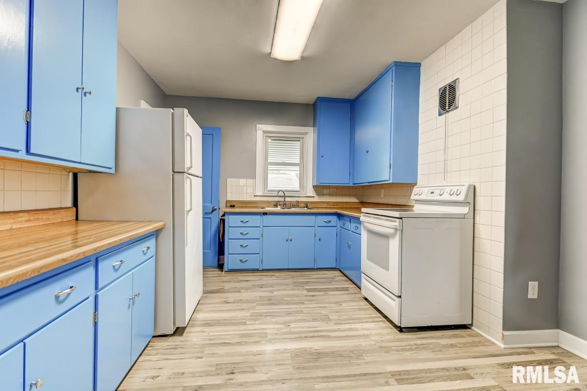 2301 South 8th Street Springfield, IL 62703 - Photo 8 of 28