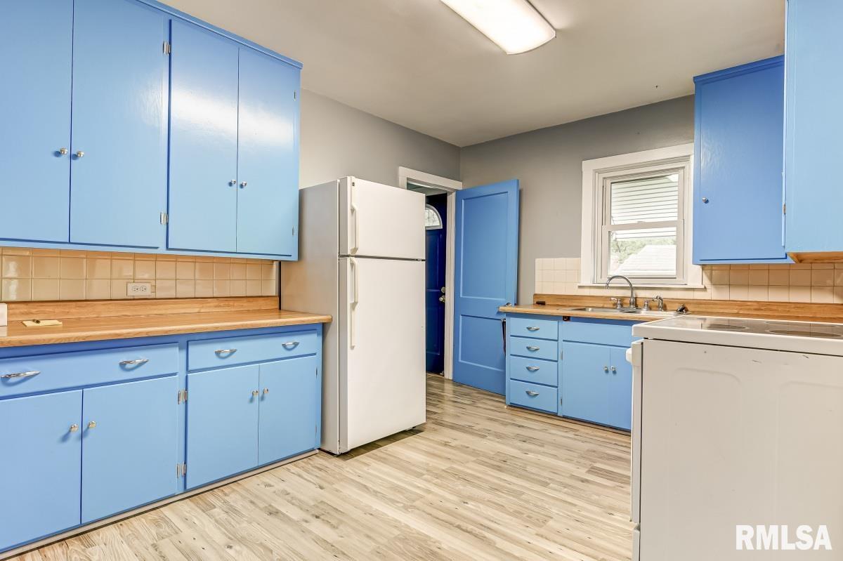 2301 South 8th Street Springfield, IL 62703 - Photo 9 of 28