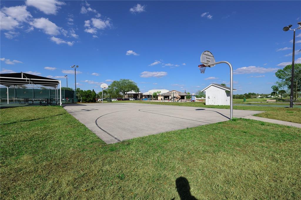 3244 Candle Ridge Drive, Unit 202 Orlando, FL 32822 - Photo 51 of 61 a view of a volley ball court