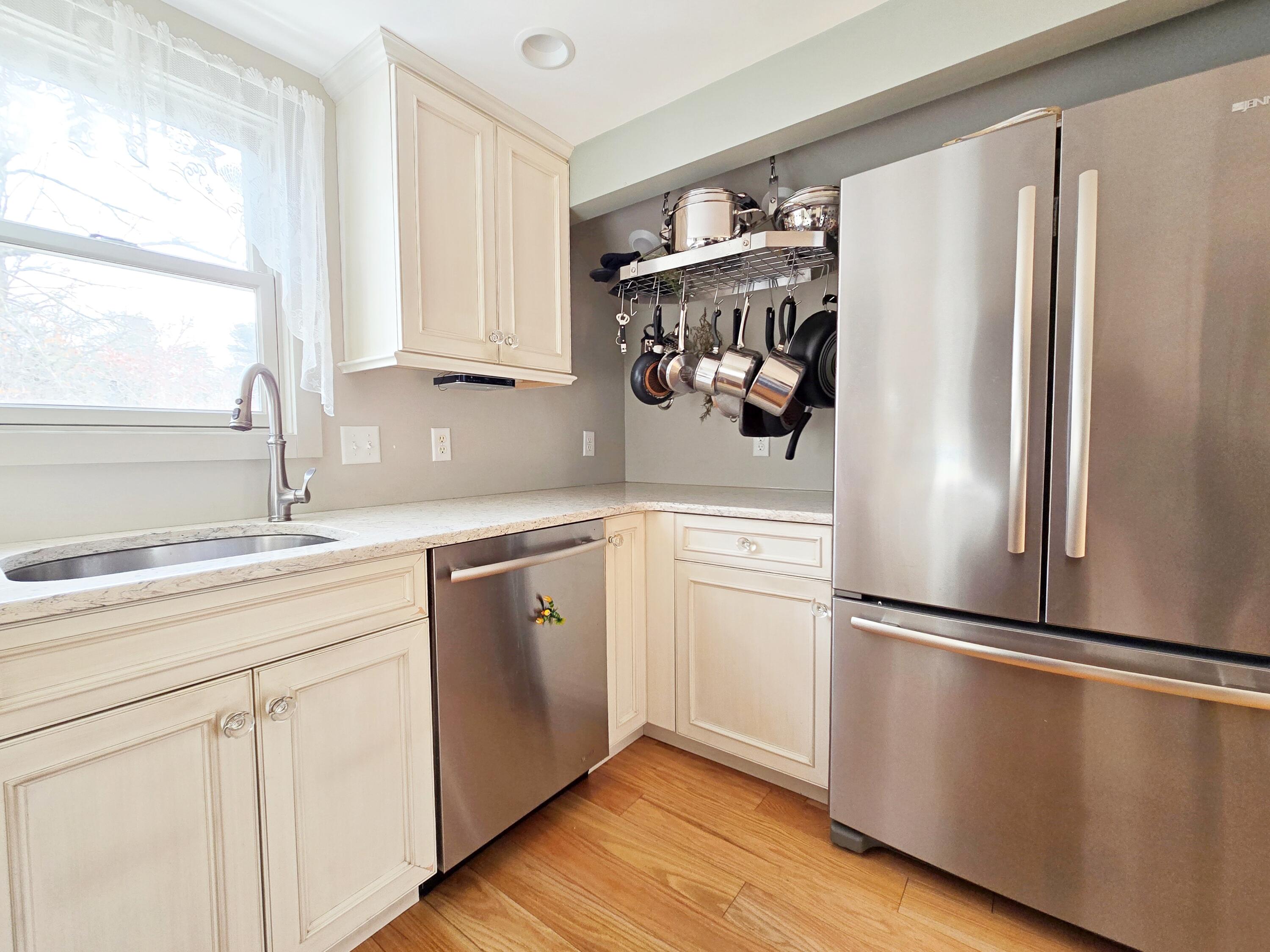 337 Jonathans Way Brewster, MA 02631 - Photo 19 of 61 20260114_132015 ()