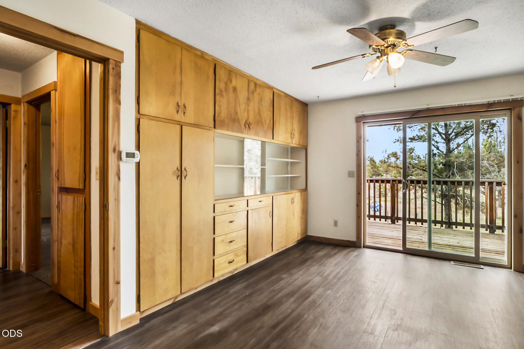 22305 Neff Road Bend, OR 97701 - Photo 18 of 55