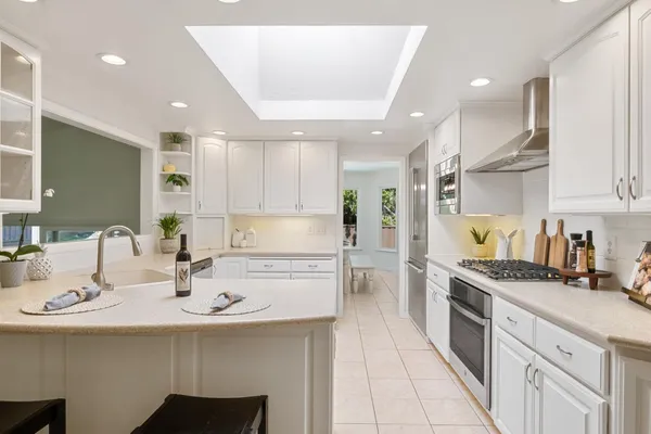 $2,688,888 | 6131 Corte De La Reina, San Jose, CA 95120