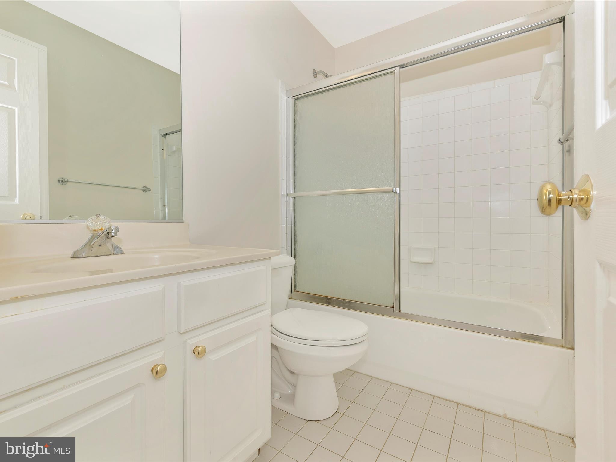 13108 Darnestown Road Darnestown, MD 20878 - Photo 41 of 66 Bathroom 2