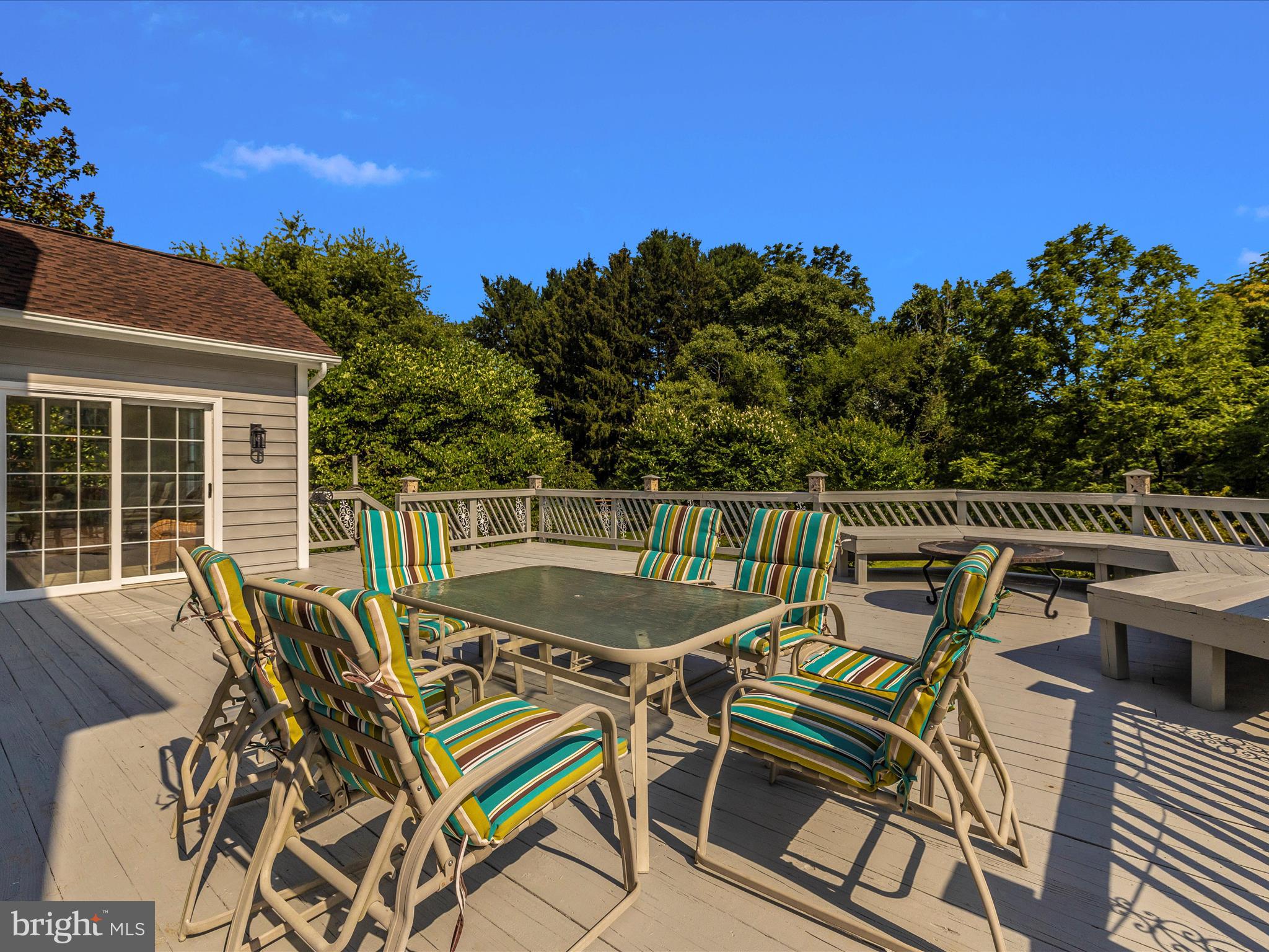 13108 Darnestown Road Darnestown, MD 20878 - Photo 55 of 66 Exterior Deck