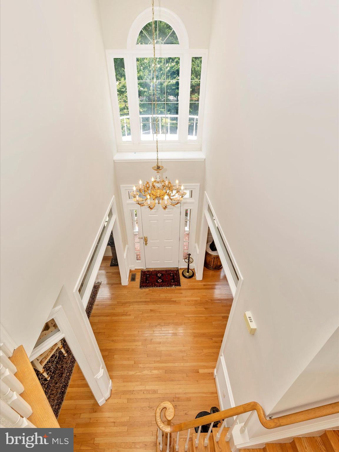 13108 Darnestown Road Darnestown, MD 20878 - Photo 9 of 66 Foyer