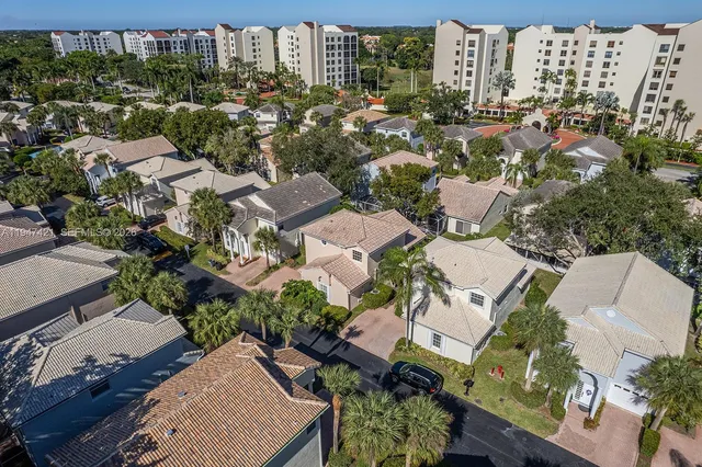 $3,500 | 7326 Panache Way, Boca Raton, FL 33433