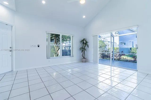 $3,500 | 7326 Panache Way, Boca Raton, FL 33433