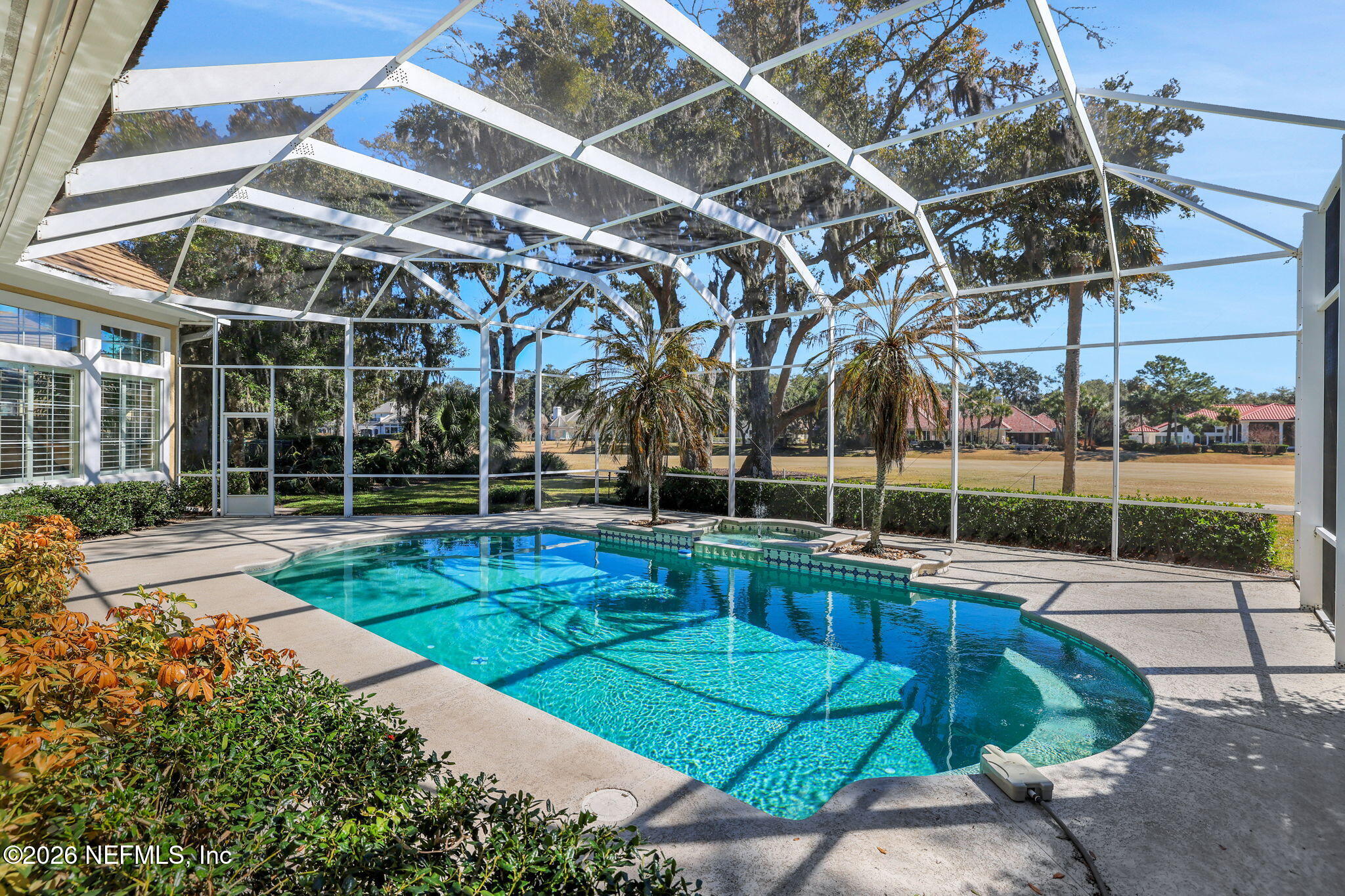 196 Governors Road Ponte Vedra Beach, FL 32082 - Photo 22 of 117 a view of a backyard with sitting area