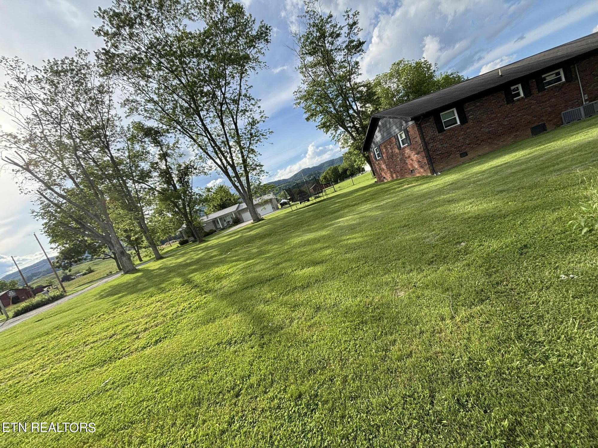 123 Chestnut Road Speedwell, TN 37870 - Photo 6 of 16 IMG_5102