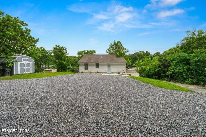 739 West Main Street Sevierville, TN 37862 - Photo 21 of 22 6