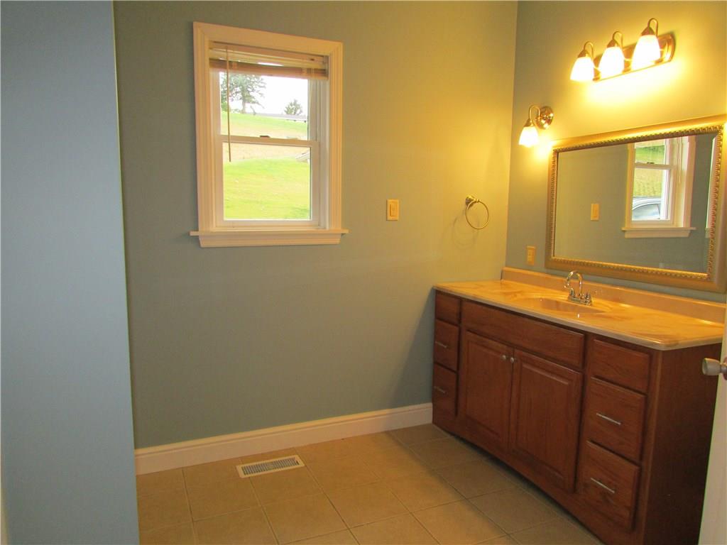 850 McCleary Road Hookstown, PA 15050 - Photo 15 of 23 Gallery Image 15