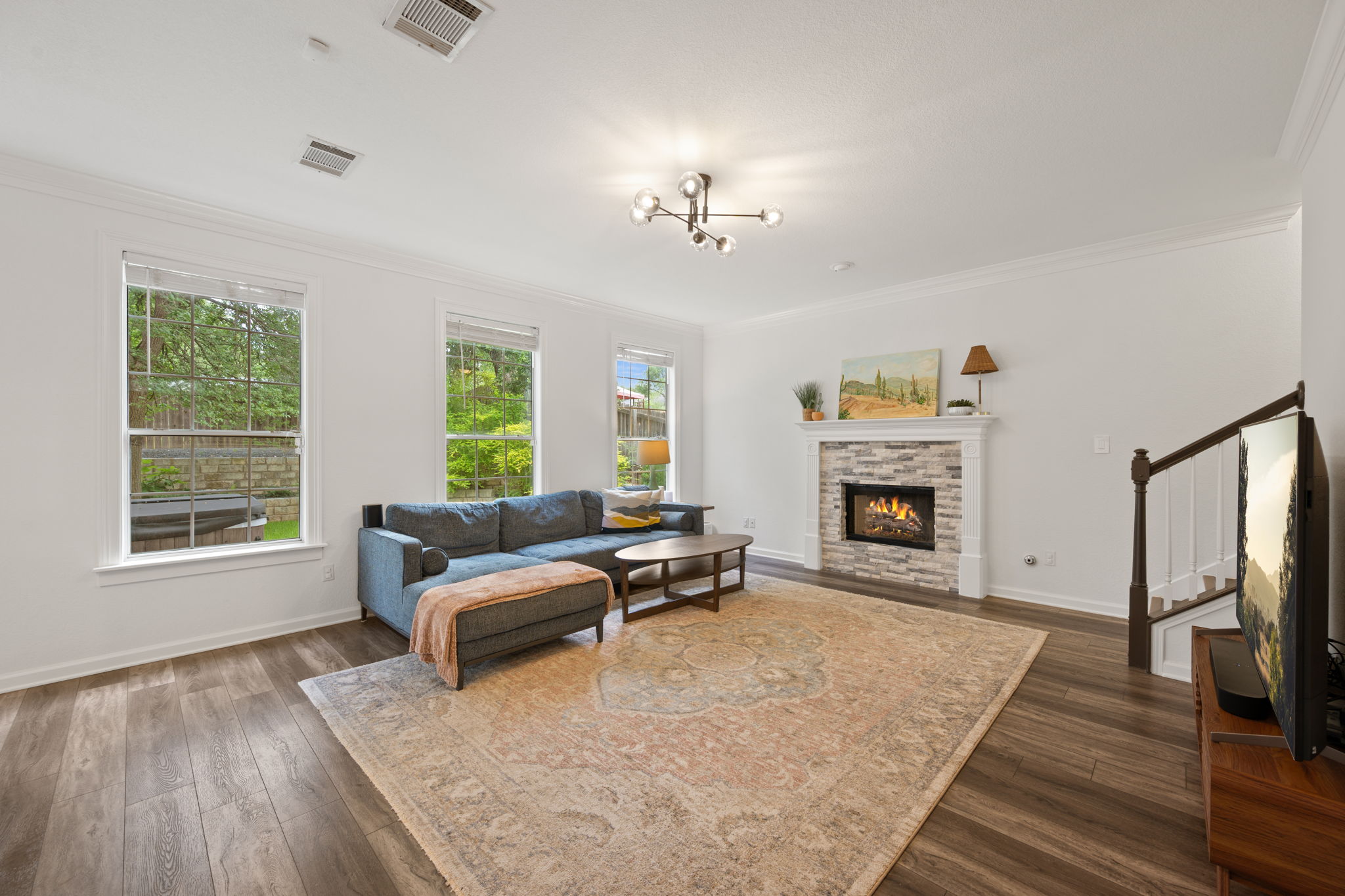 7016 Bending Oak Road Austin, TX 78749 - Photo 6 of 40