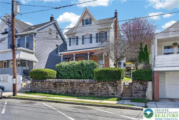 $199,900 | 228 West Abbott Street, Lansford, PA 18232