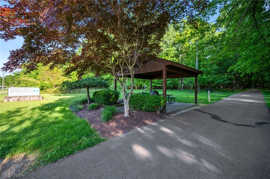 233 Sunset Road Avon Lake, OH 44012 - Photo 48 of 50 Sunset Park