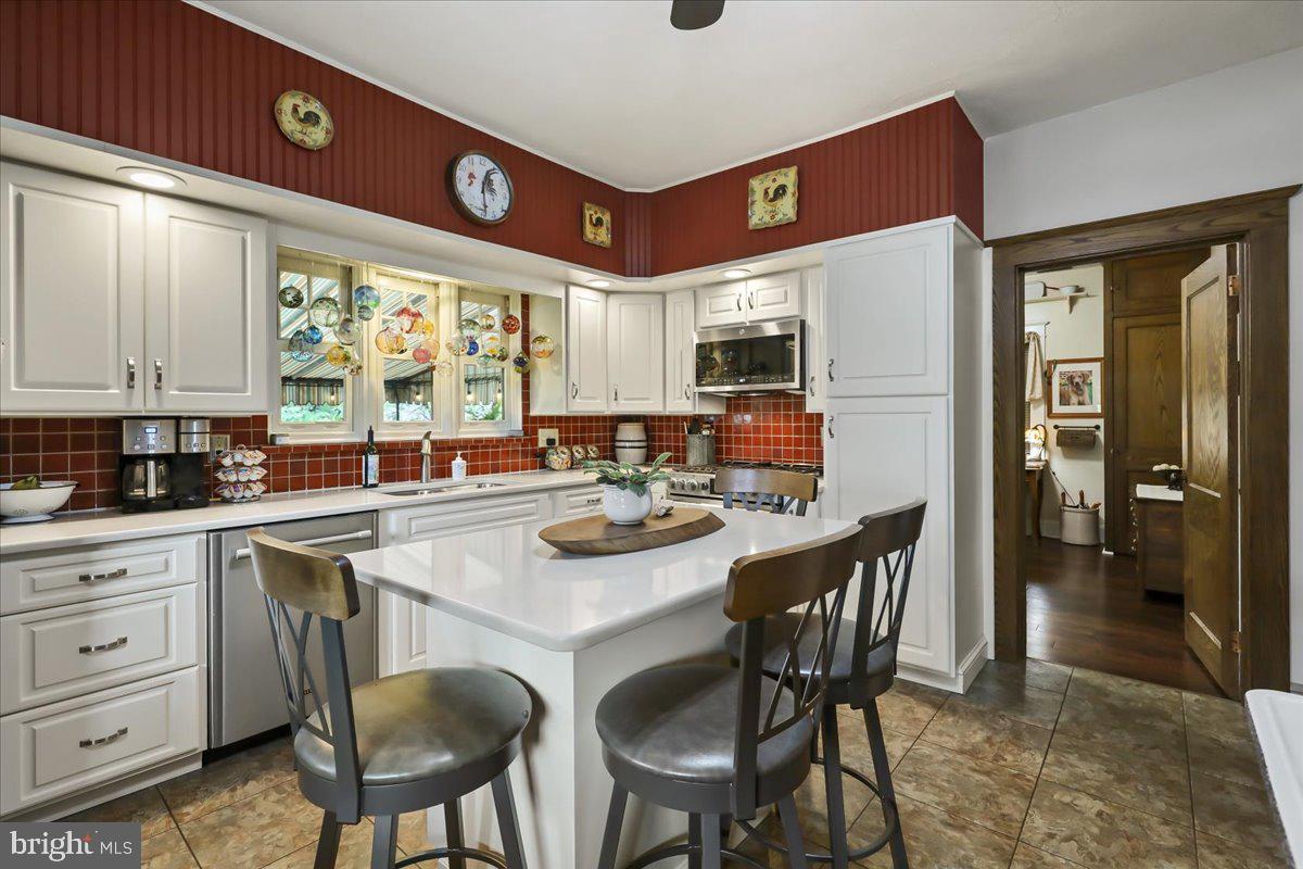 103 South Hazel Street Manheim, PA 17545 - Photo 5 of 47 Kitchen