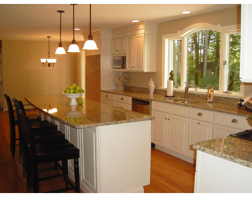 60 Vernon Road Scituate, MA 02066 - Photo 5 of 16 Gallery Image 5