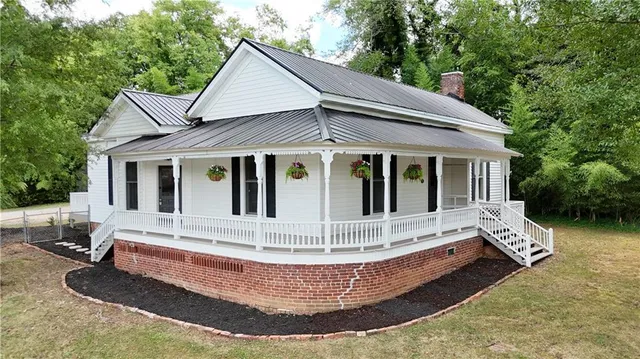 $399,000 | 104 Cherry Street, Adairsville, GA 30103