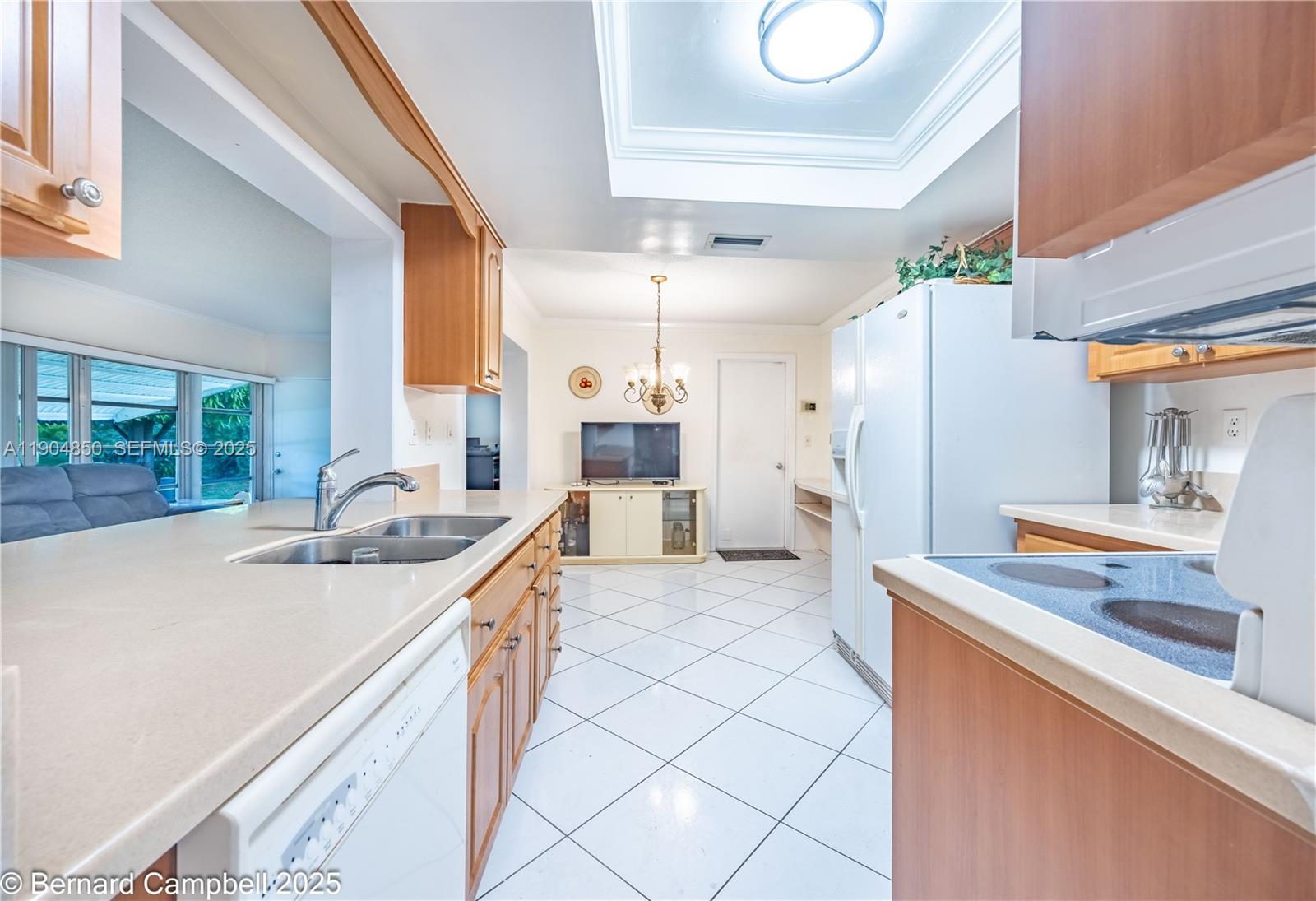 4808 Northwest 49th Road Tamarac, FL 33319 - Photo 14 of 37