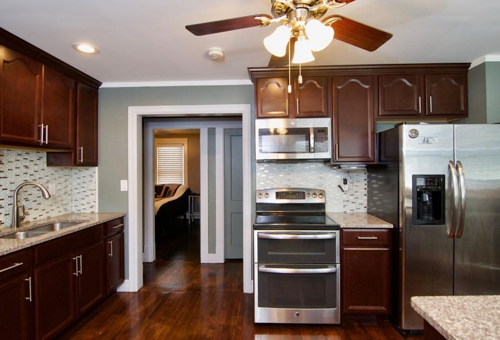 132 Wilber Street Springfield, MA 01104 - Photo 7 of 40