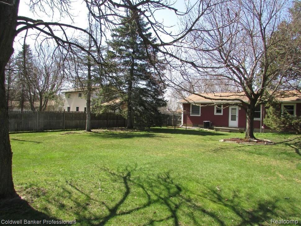 5313 North Georgetown Road Grand Blanc, MI 48439 - Photo 22 of 25 24.jpg
