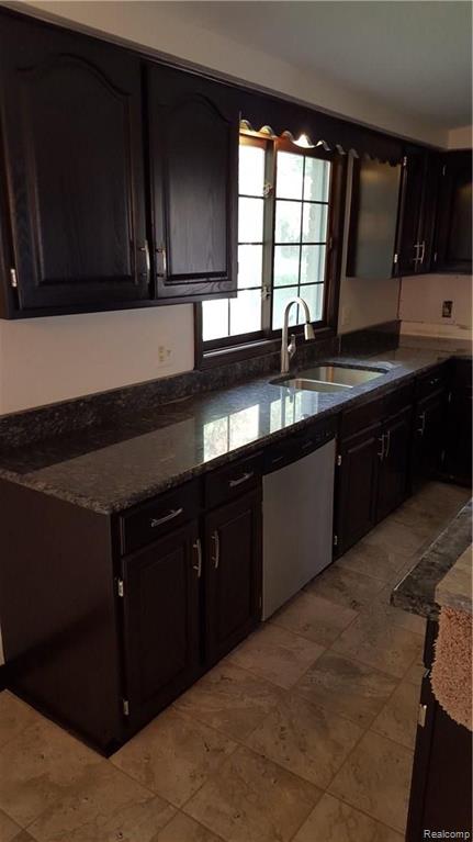 2958 Powderhorn Ridge Road Rochester Hills, MI 48309 - Photo 7 of 13