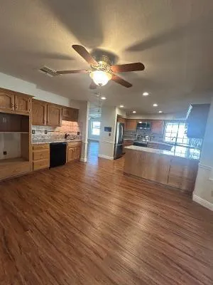 $499,000 | 301 West Paul Avenue, Clovis, CA 93612