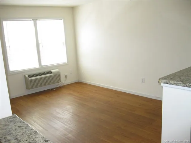 $2,300 | 41 Grand Street, Unit 302, Danbury, CT 06810