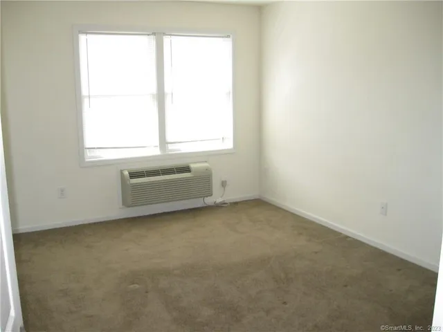 $2,300 | 41 Grand Street, Unit 302, Danbury, CT 06810