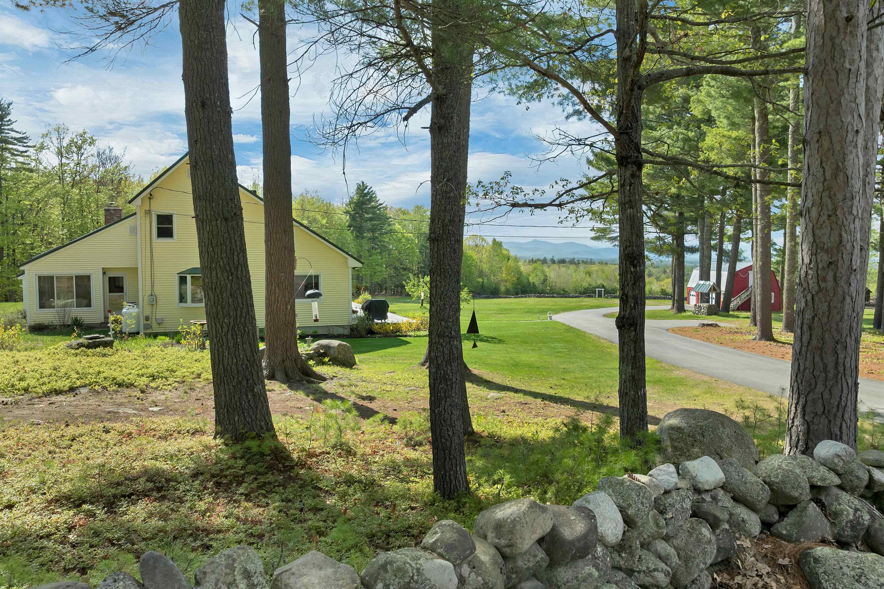 65 Effingham Road Ossipee, NH 03864 - Photo 6 of 60