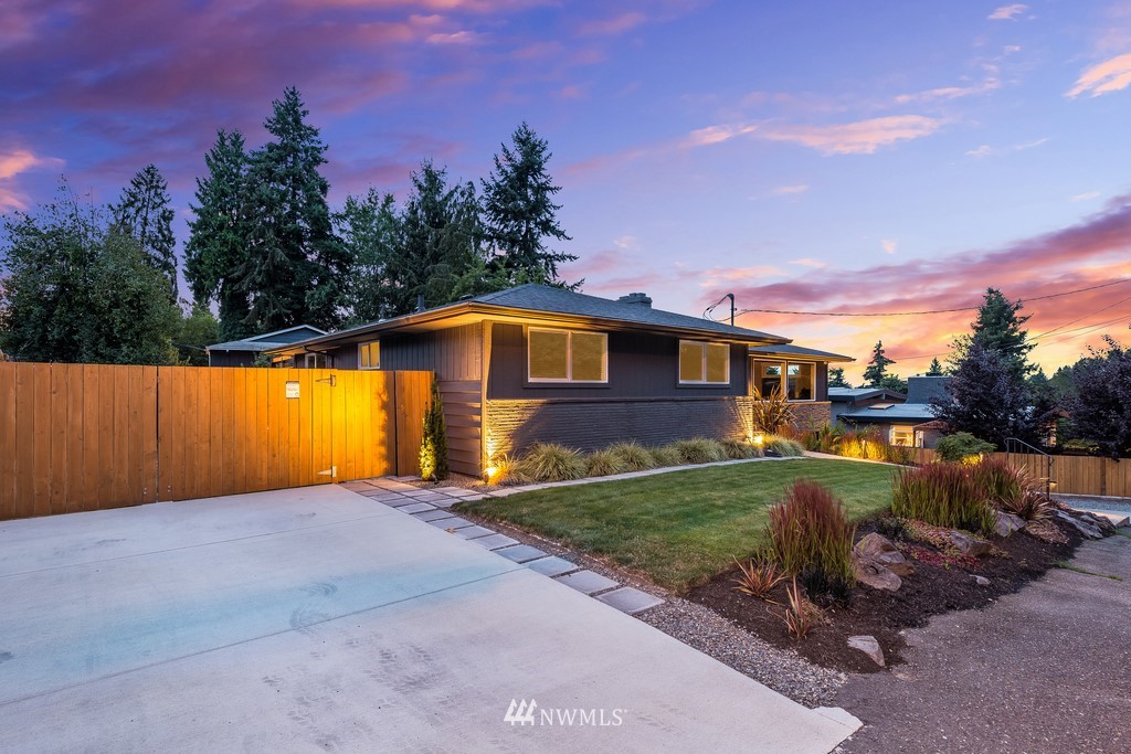493 Reiten Road Kent, WA 98030 - Photo 3 of 30