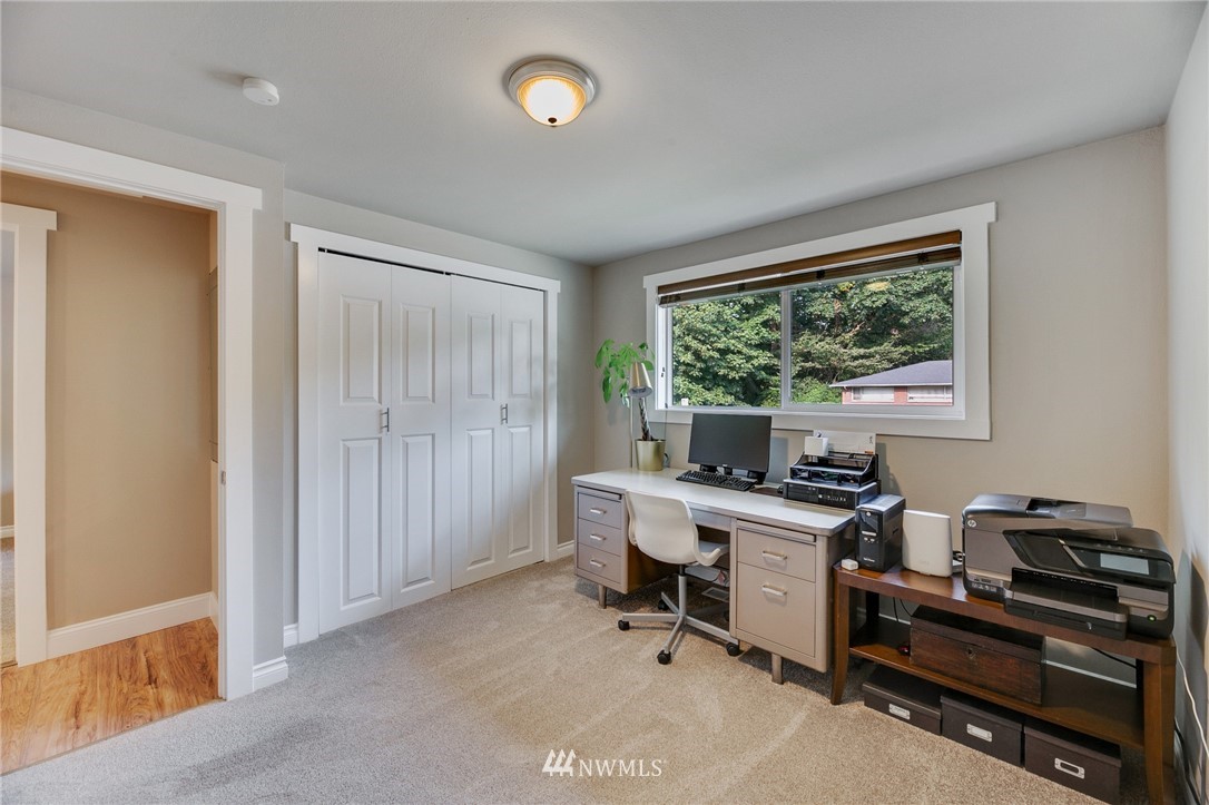 493 Reiten Road Kent, WA 98030 - Photo 21 of 30