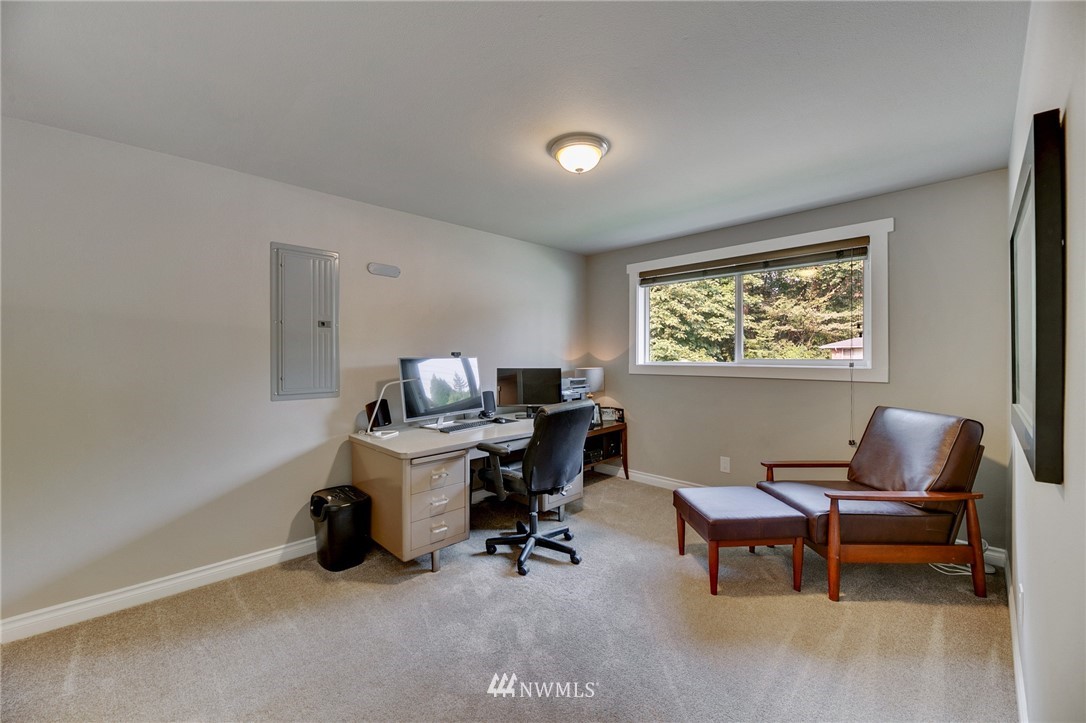 493 Reiten Road Kent, WA 98030 - Photo 22 of 30