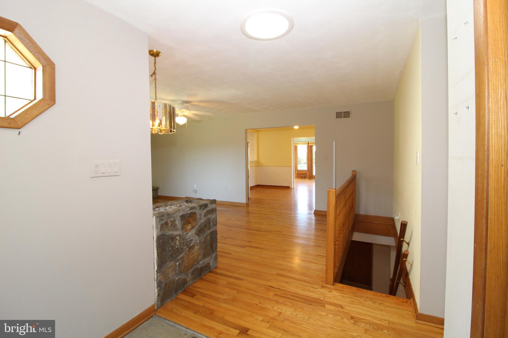 2711 Ebright Road Wilmington, DE 19810 - Photo 8 of 35 Foyer