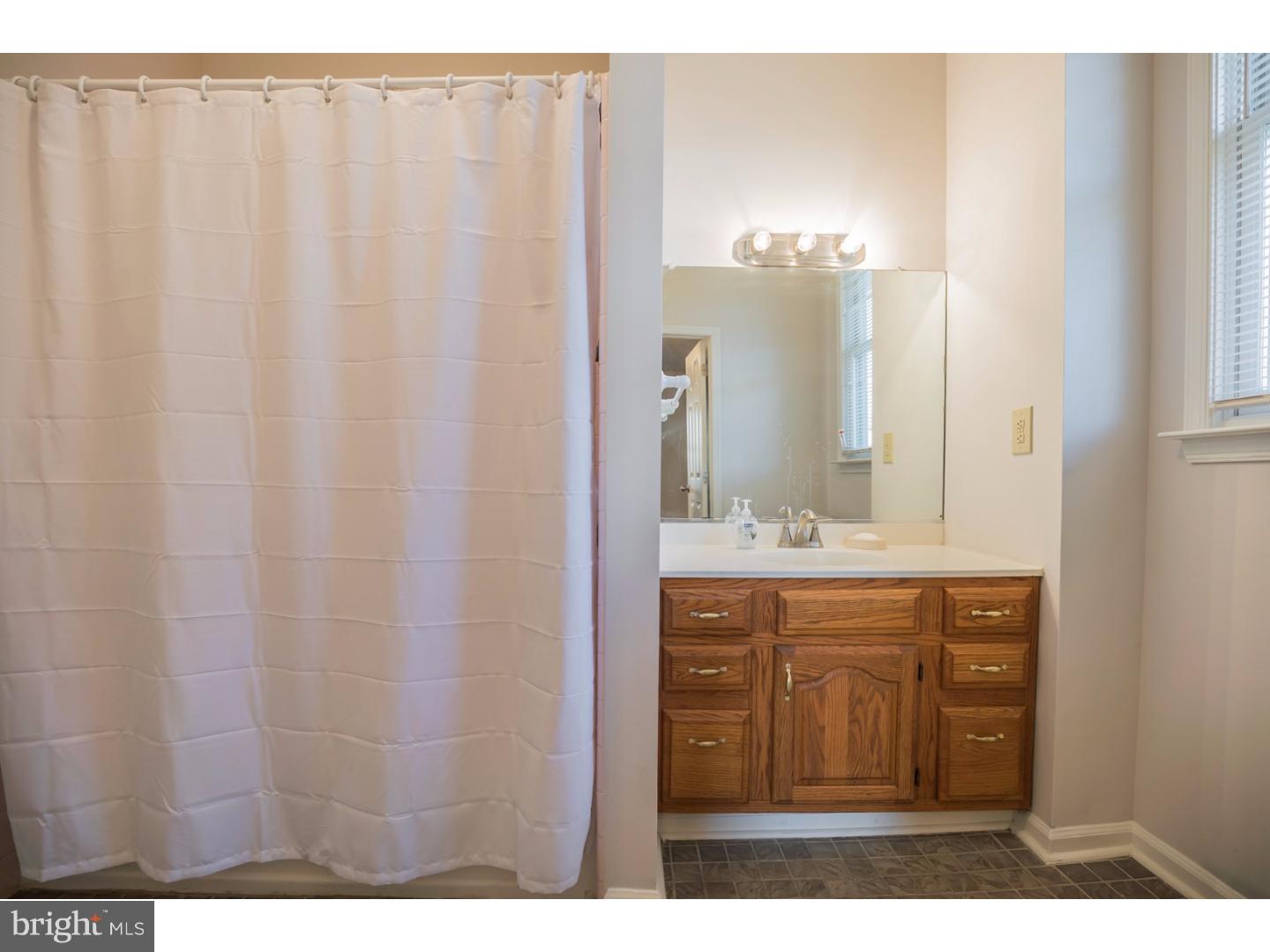 9606 State Rd. Philadelphia, PA 19114 - Photo 18 of 25 Gallery Image 18