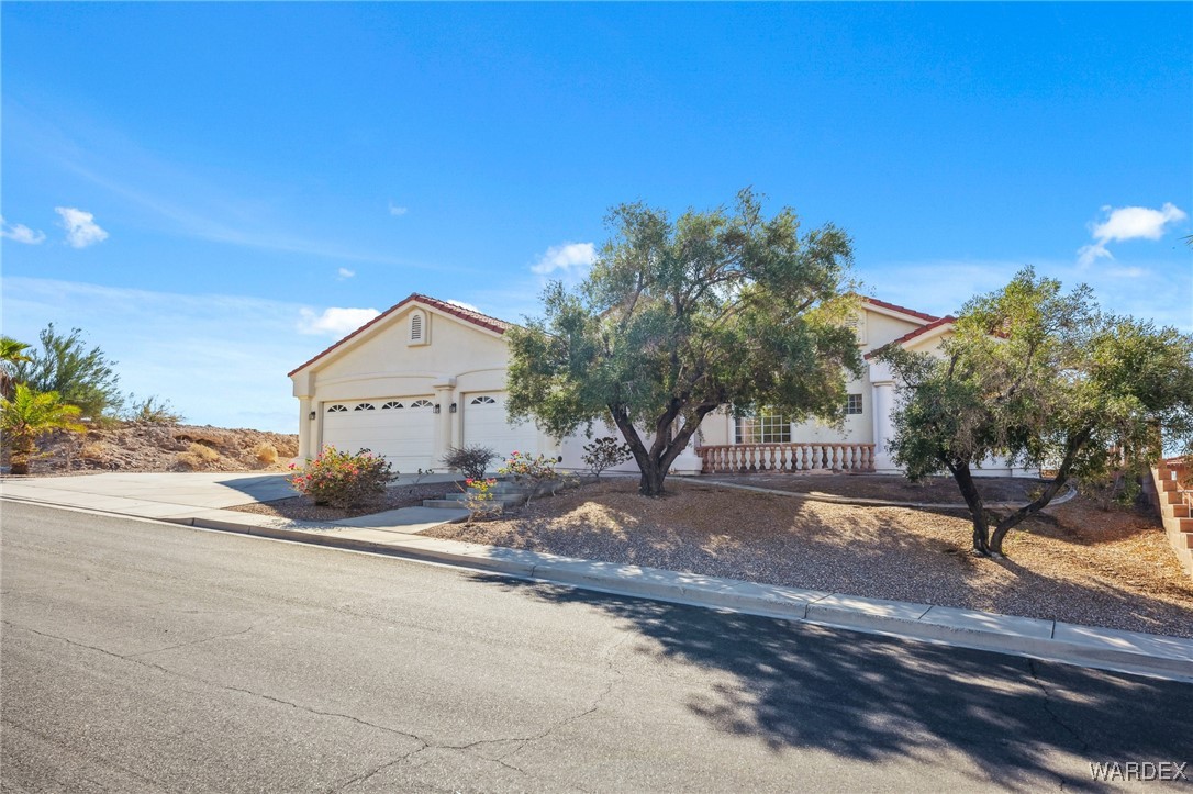 2078 Pegasus Ranch Road Bullhead City, AZ 86429 - Photo 5 of 92 Front of Structure