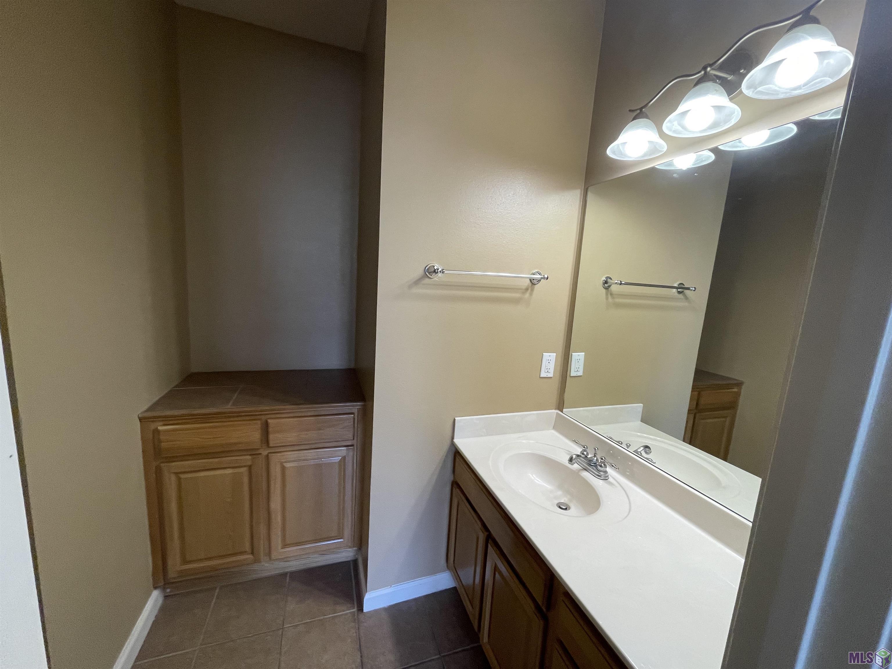 2405 Brightside Drive, Unit 51 Baton Rouge, LA 70820 - Photo 16 of 23 Gallery Image 16