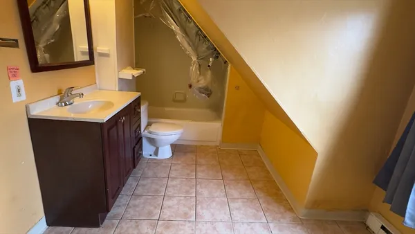 $2,750 | 107 Bloomfield Street, Unit 3, Boston, MA 02124