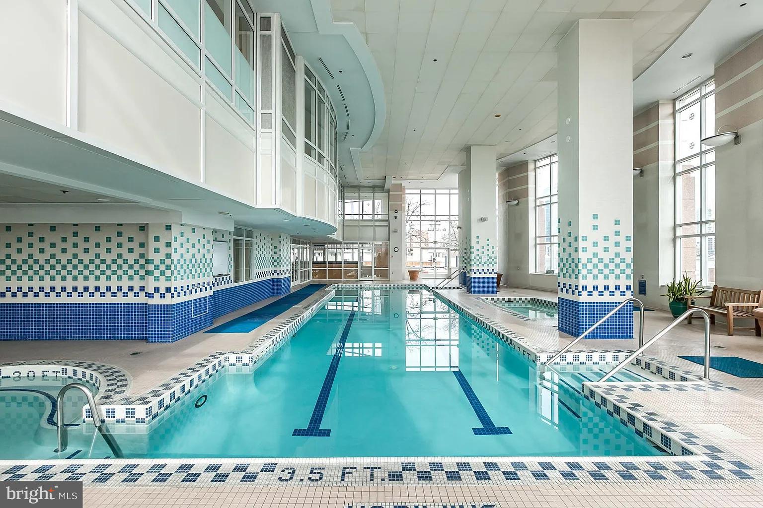 100 Harborview Drive, Unit 211 Baltimore, MD 21230 - Photo 25 of 25 a view of a living room and window