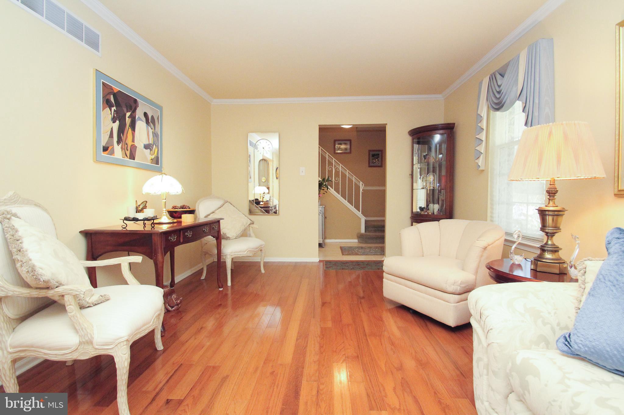 116 Pleasant Hill Road Cheltenham, PA 19012 - Photo 8 of 41 Gallery Image 8