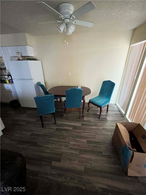 1388 East Desert Inn Road, Unit 2(ROOM A) Las Vegas, NV 89169 - Photo 11 of 13 Living area with wood finished floors, a ceiling f