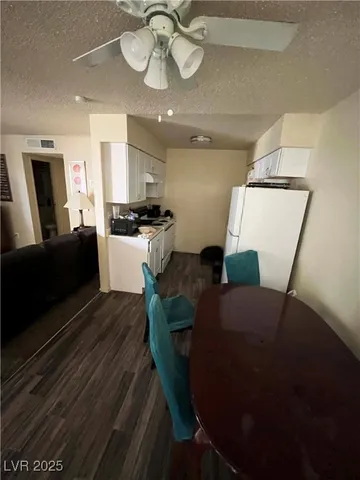$700 | 1388 East Desert Inn Road, Unit 2(ROOM A), Las Vegas, NV 89169