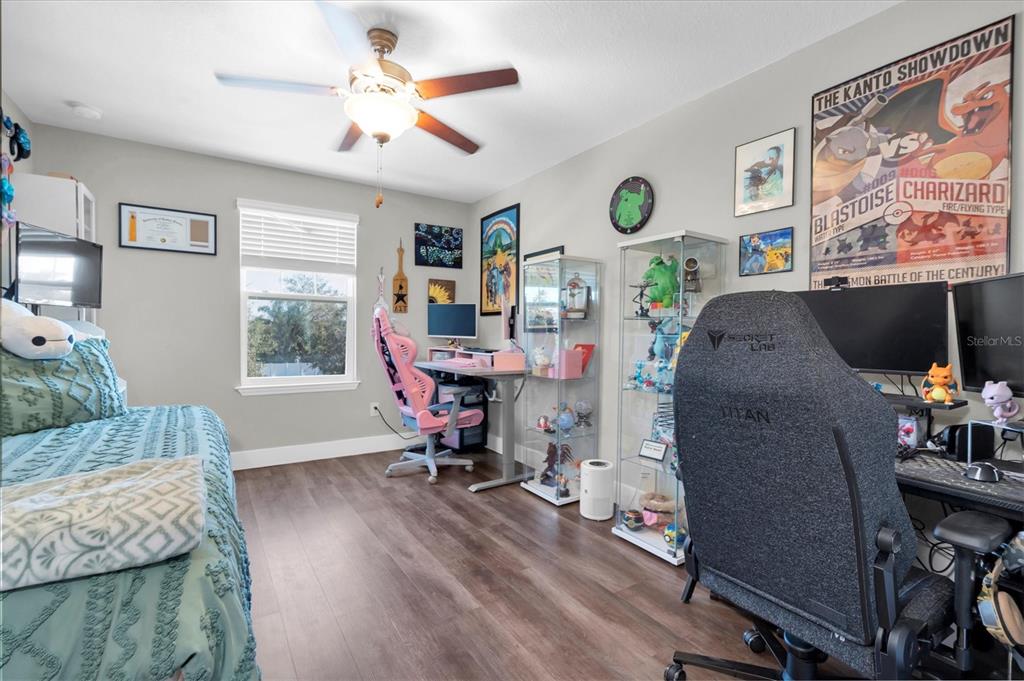 5233 Sylvester Loop Tampa, FL 33610 - Photo 22 of 36 a living room with furniture and a window