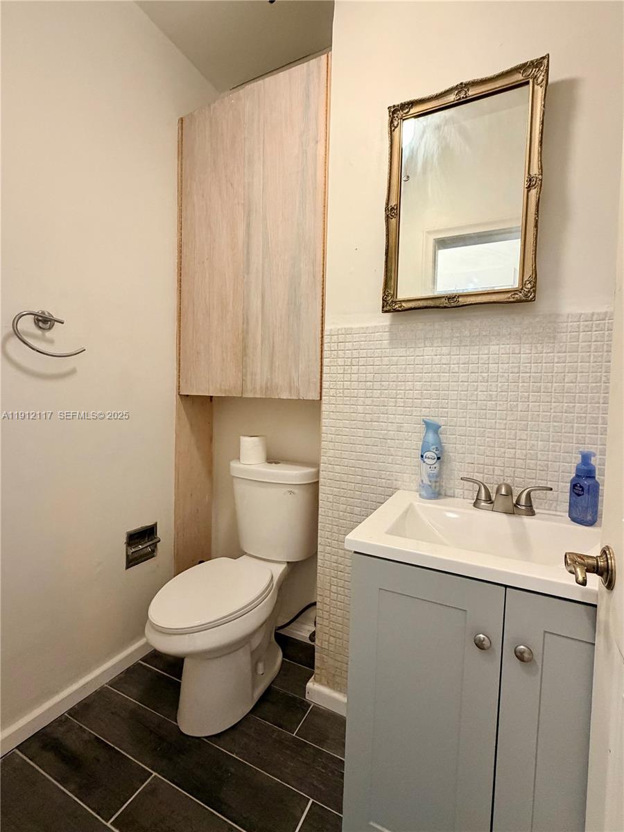 445 Southwest 24th Road Miami, FL 33129 - Photo 22 of 52 Gallery Image 22