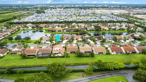 an aerial view of multiple house