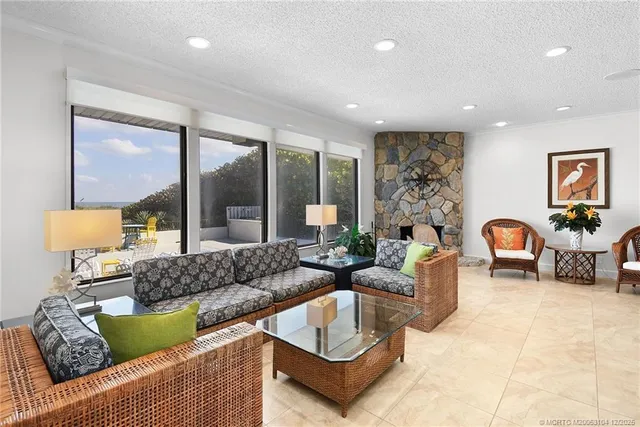 a picture of a city view