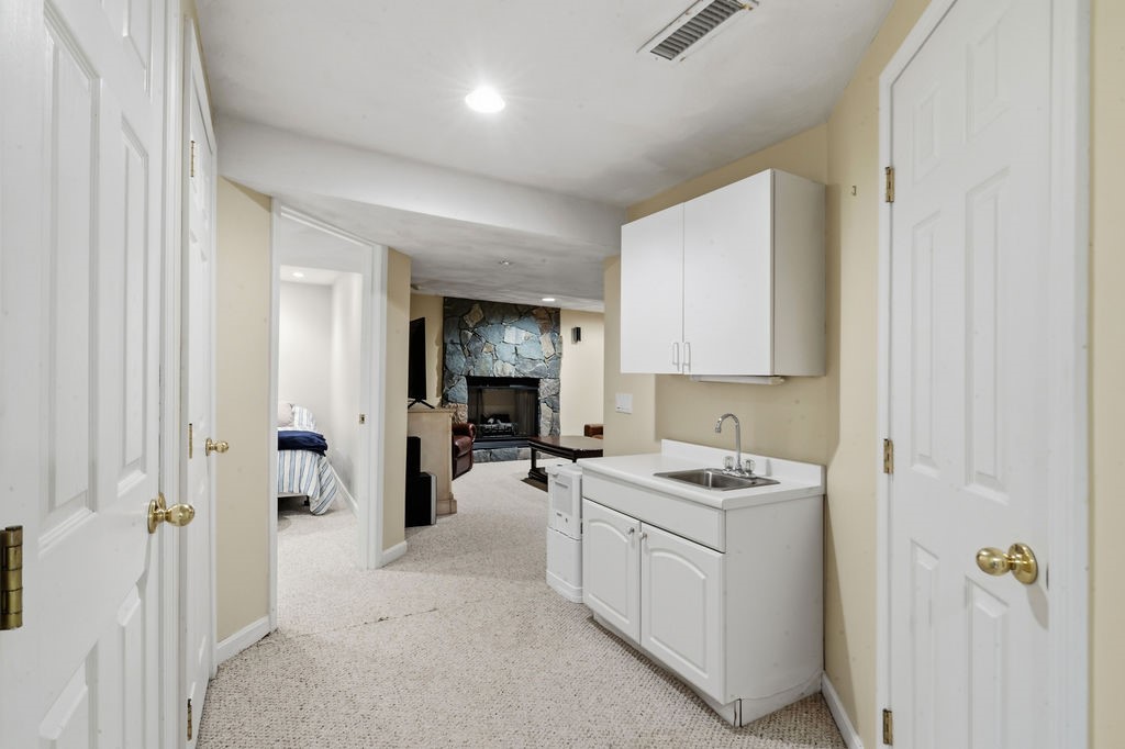 134 Wickham Road North Kingstown, RI 02852 - Photo 39 of 45