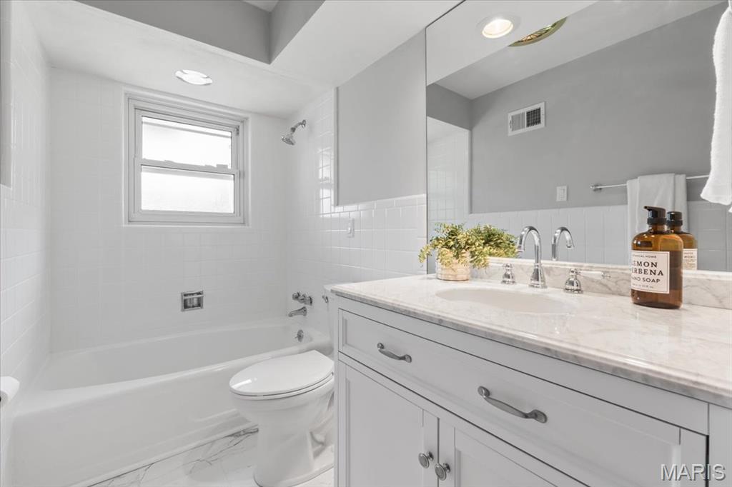 2 Ridgegate Drive Olivette, MO 63132 - Photo 23 of 47 Gallery Image 23