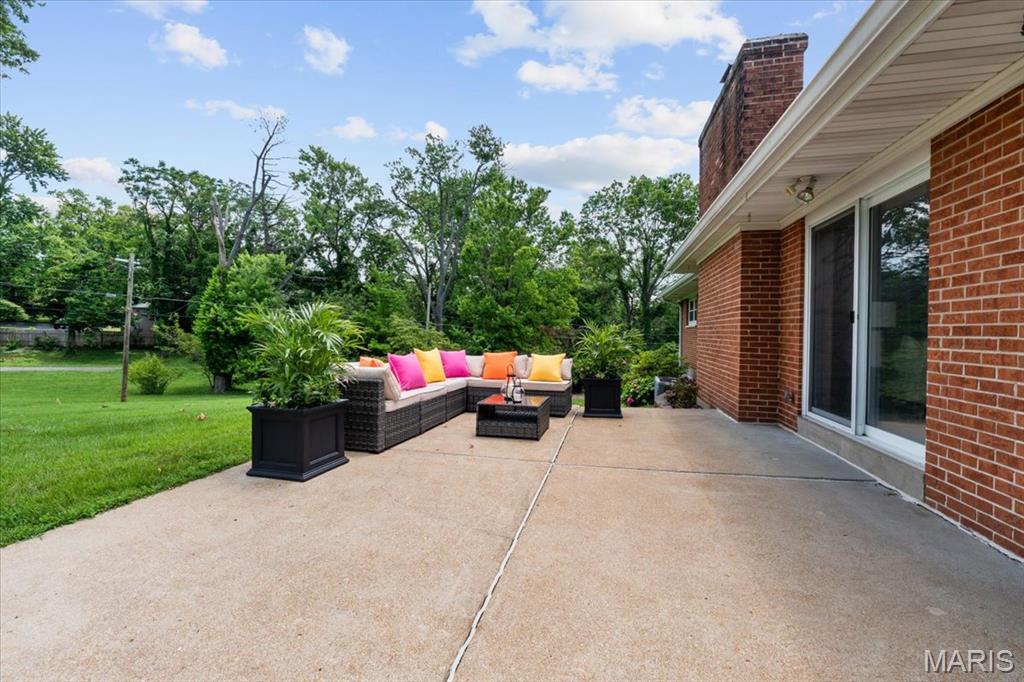 2 Ridgegate Drive Olivette, MO 63132 - Photo 36 of 47 Gallery Image 36